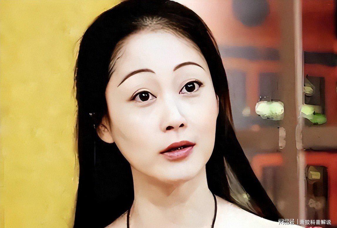 詹姆斯开炮：篮球转播失了初心'>
                                        </a>
                                      </li> <li class='hiSlider-item td-dynamic-news-card'>
                                        <a href=
