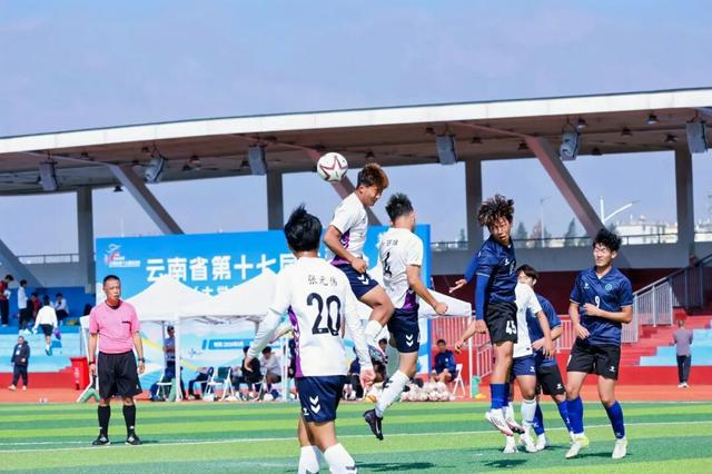 国足无缘世界杯24年 董路呐喊：2034年我们必进世界杯 最晚那一天'>
                                        </a>
                                      </li> <li class='hiSlider-item td-dynamic-news-card'>
                                        <a href=