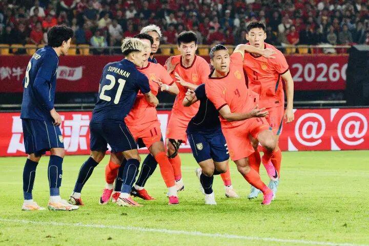 中超本轮球队传球成功率榜：浙江、国安91%最高，辽宁铁人88%第三'>
                                        </a>
                                      </li> <li class='hiSlider-item td-dynamic-news-card'>
                                        <a href=